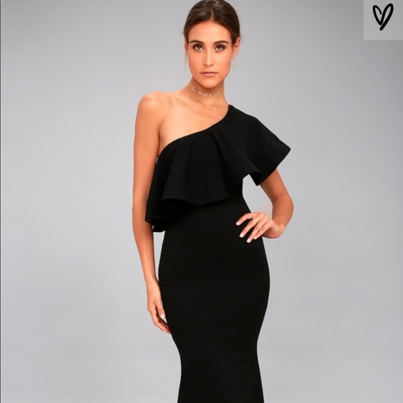 Lulus Dresses & Skirts - Black Formal dress size large